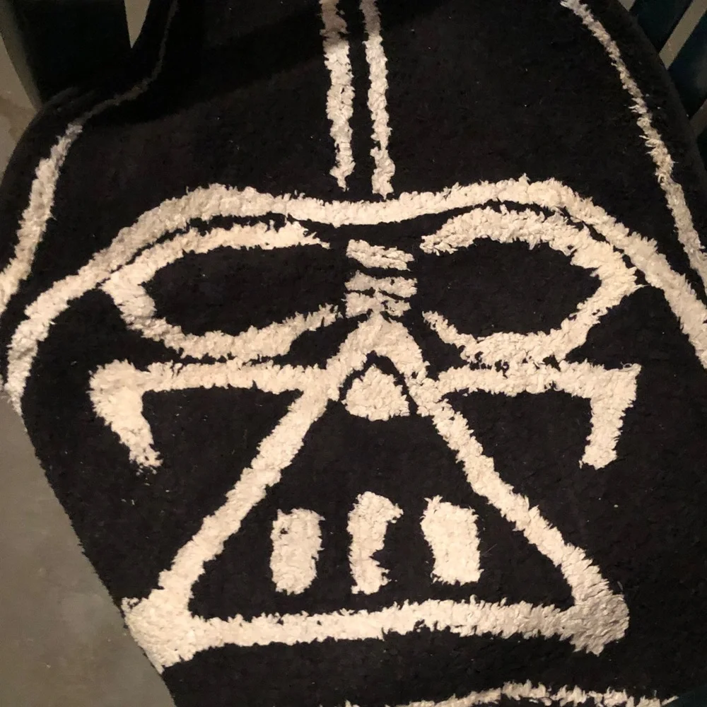 Black and White Skull Design Rug